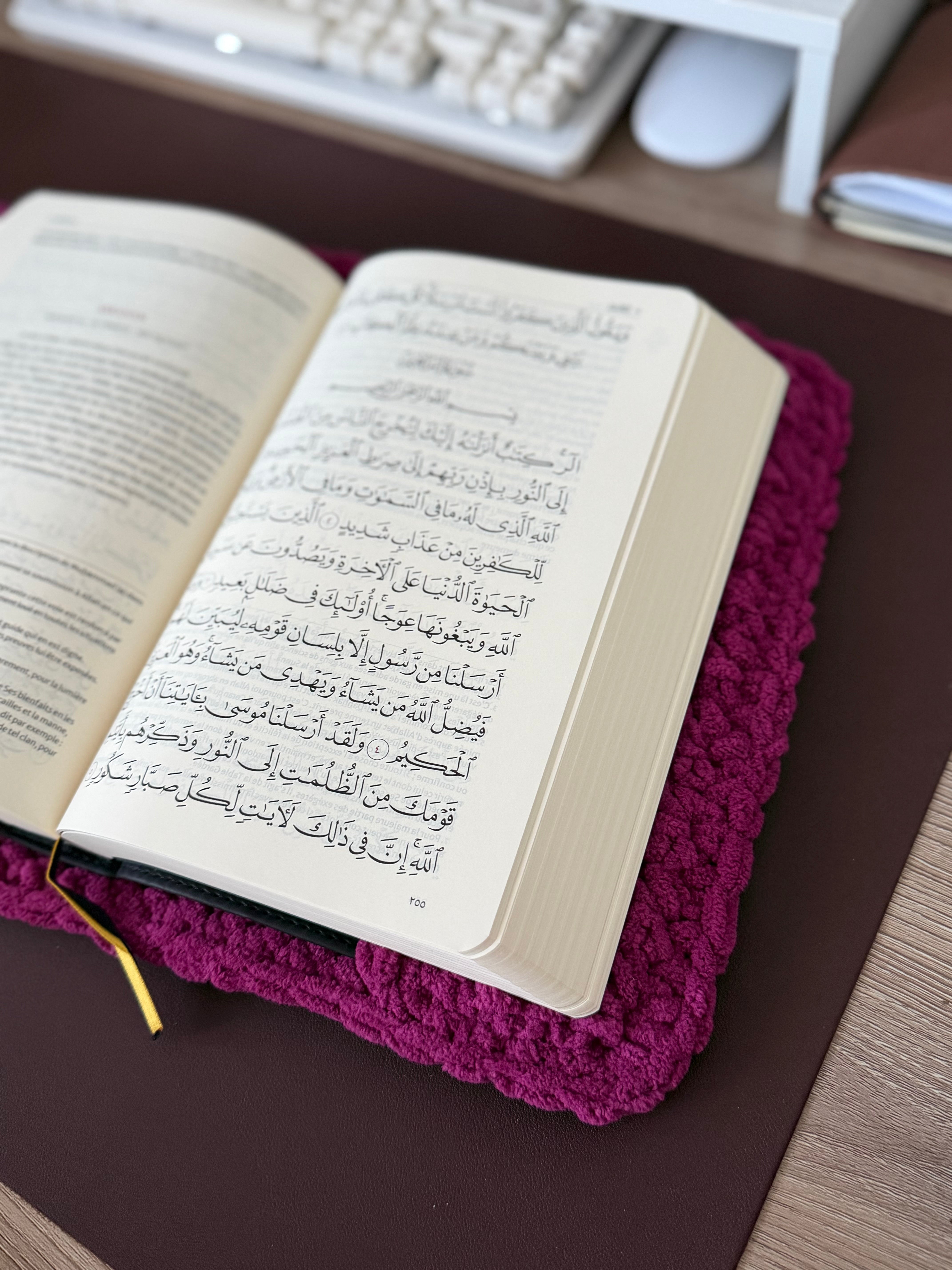 Couverture en crochet rose