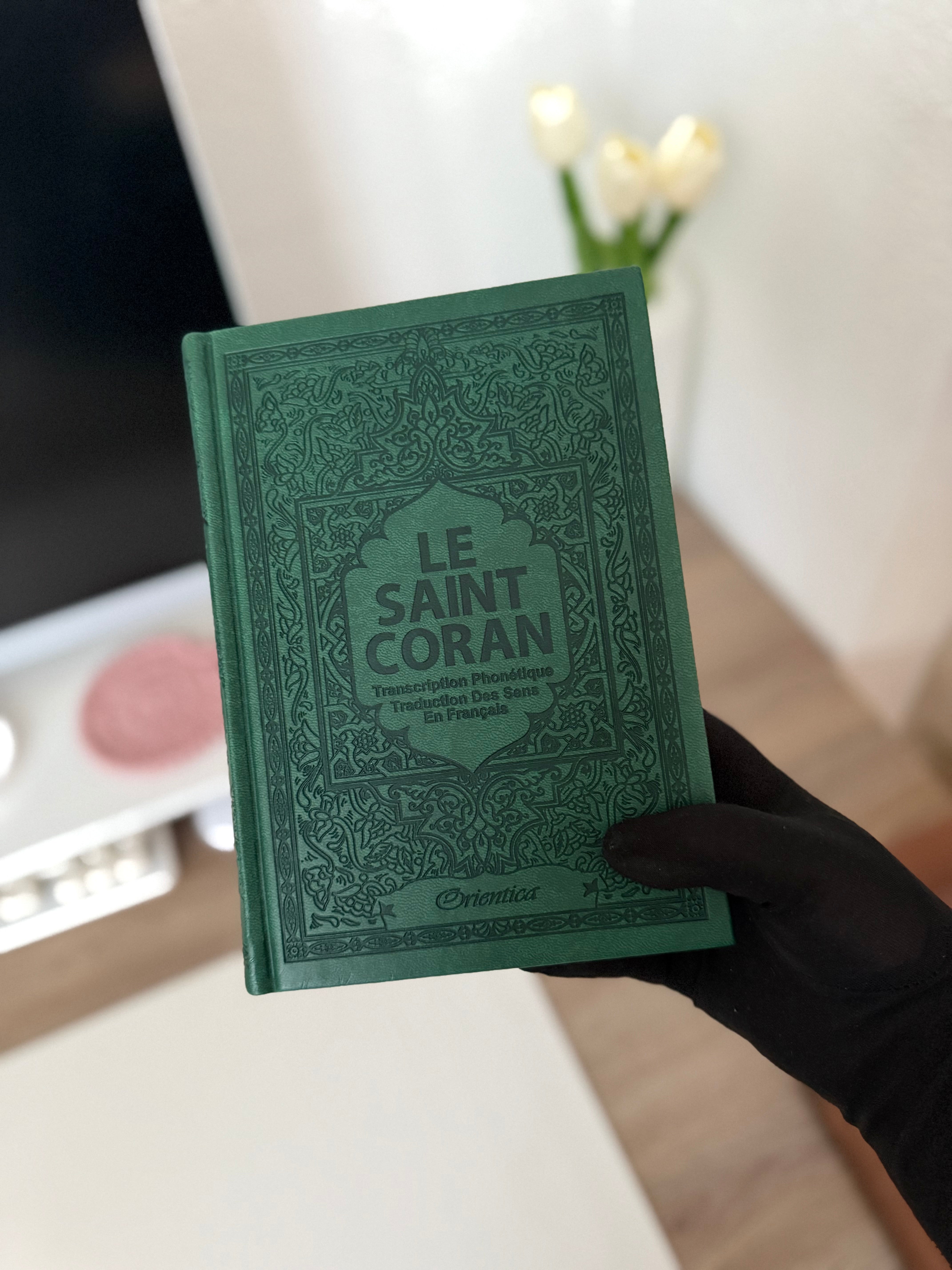 Le Saint Coran en arabe avec transcription phonétique et Traduction des sens en français - Edition de luxe (Couverture cuir de couleur Vert sapin)