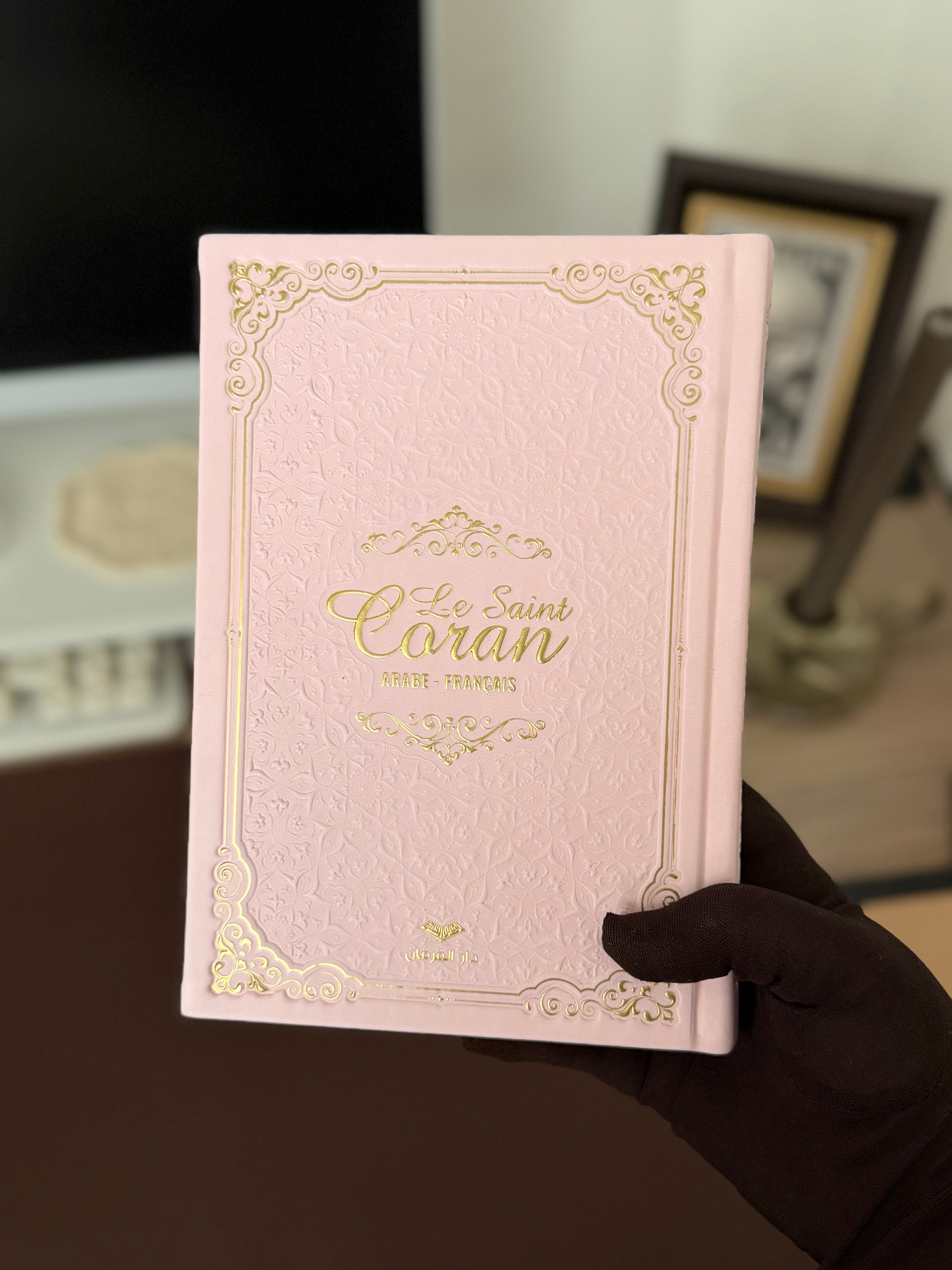 Coran arabe français rose