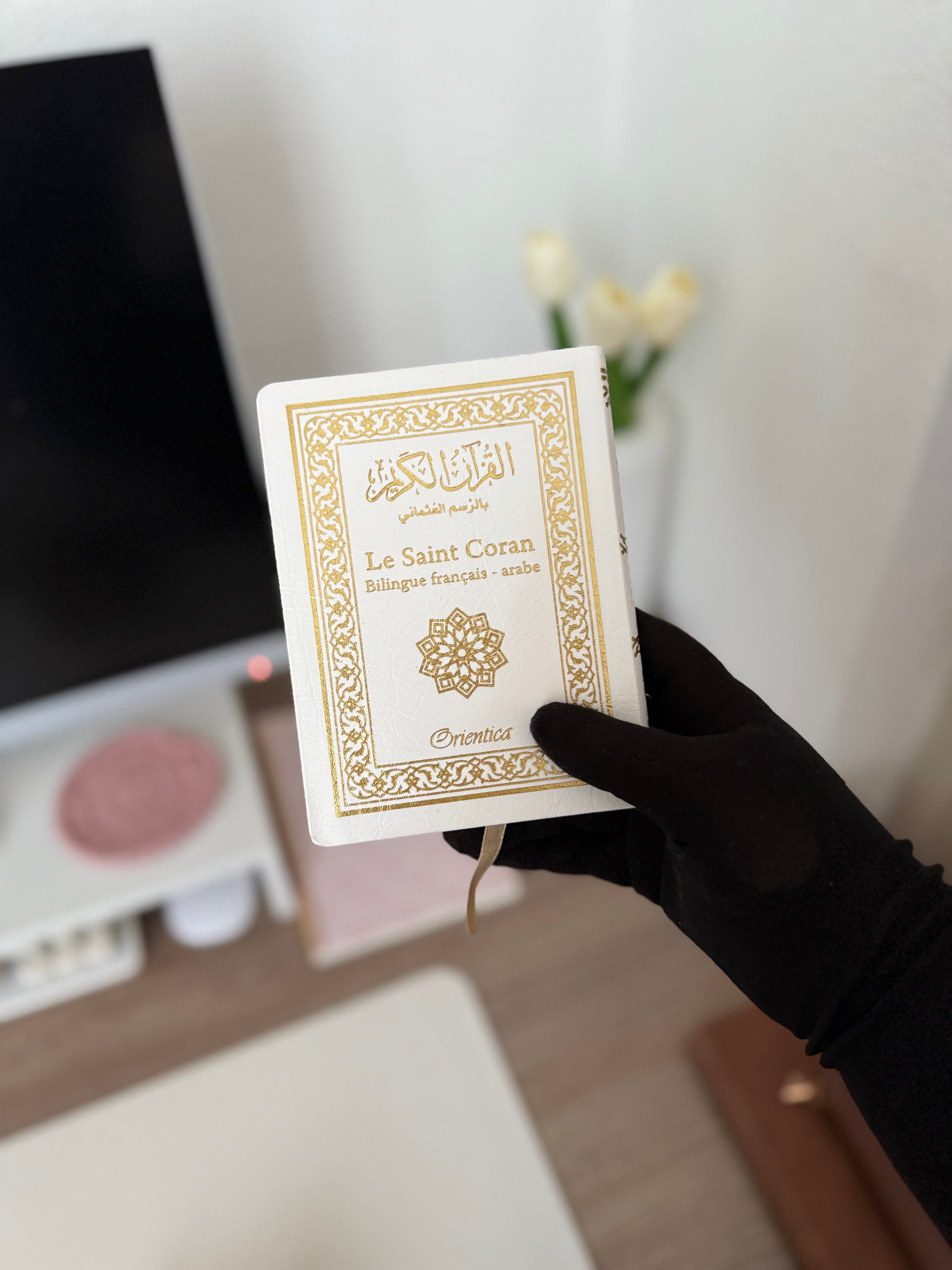 Le Saint Coran Bilingue français/arabe de poche - Couverture simili-cuir flexible couleur Blanc doré