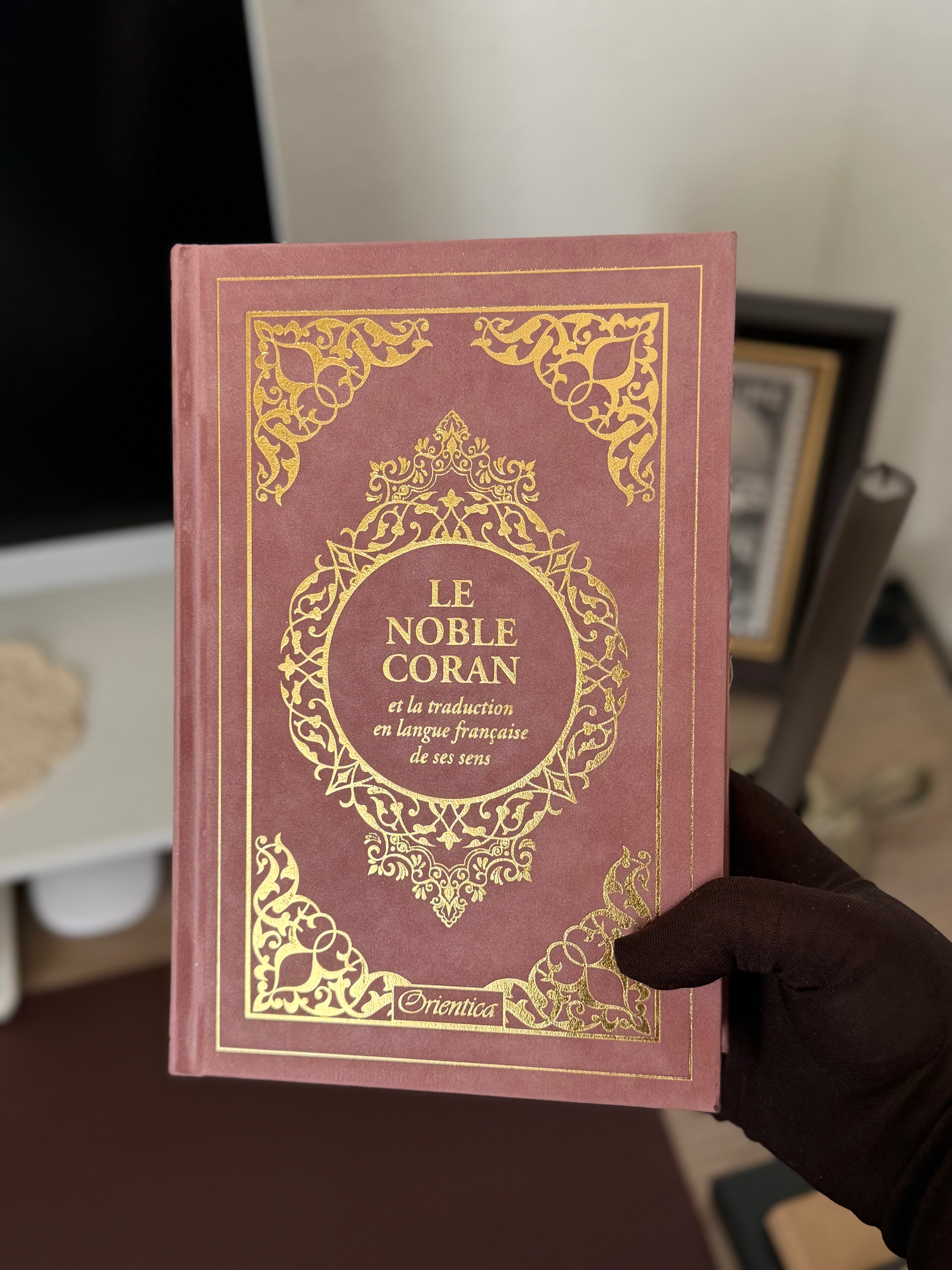 Le Noble Coran et la traduction en langue française de ses sens (bilingue français/arabe) - Edition de luxe couverture cartonnée en daim vieux rose dorée