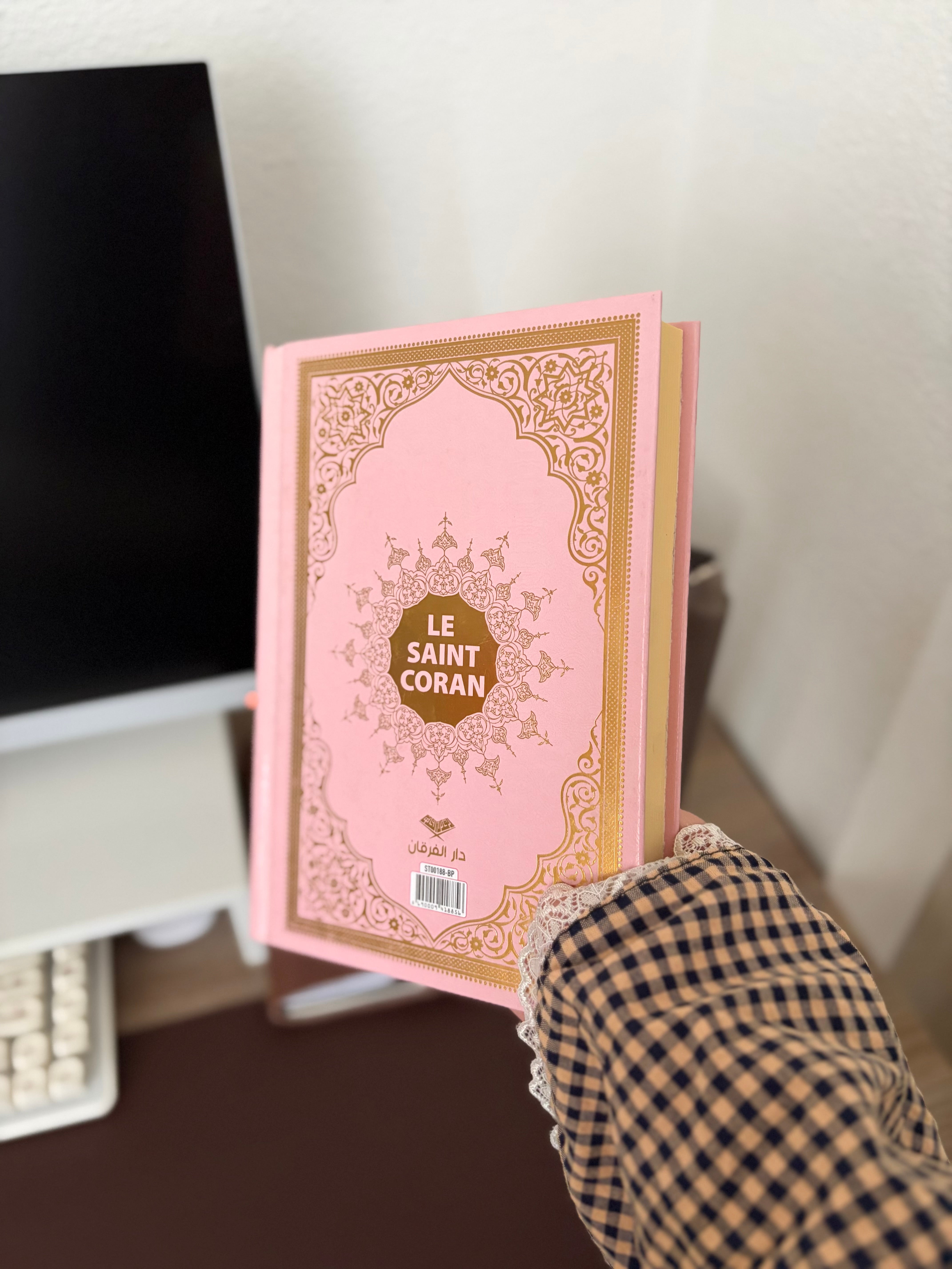 Le Saint Coran (Arabe-Français) - Traduction Par Muhammad Hamidullah - Format 14x20 Cm - Couleur rose - Éditions Al Furkan