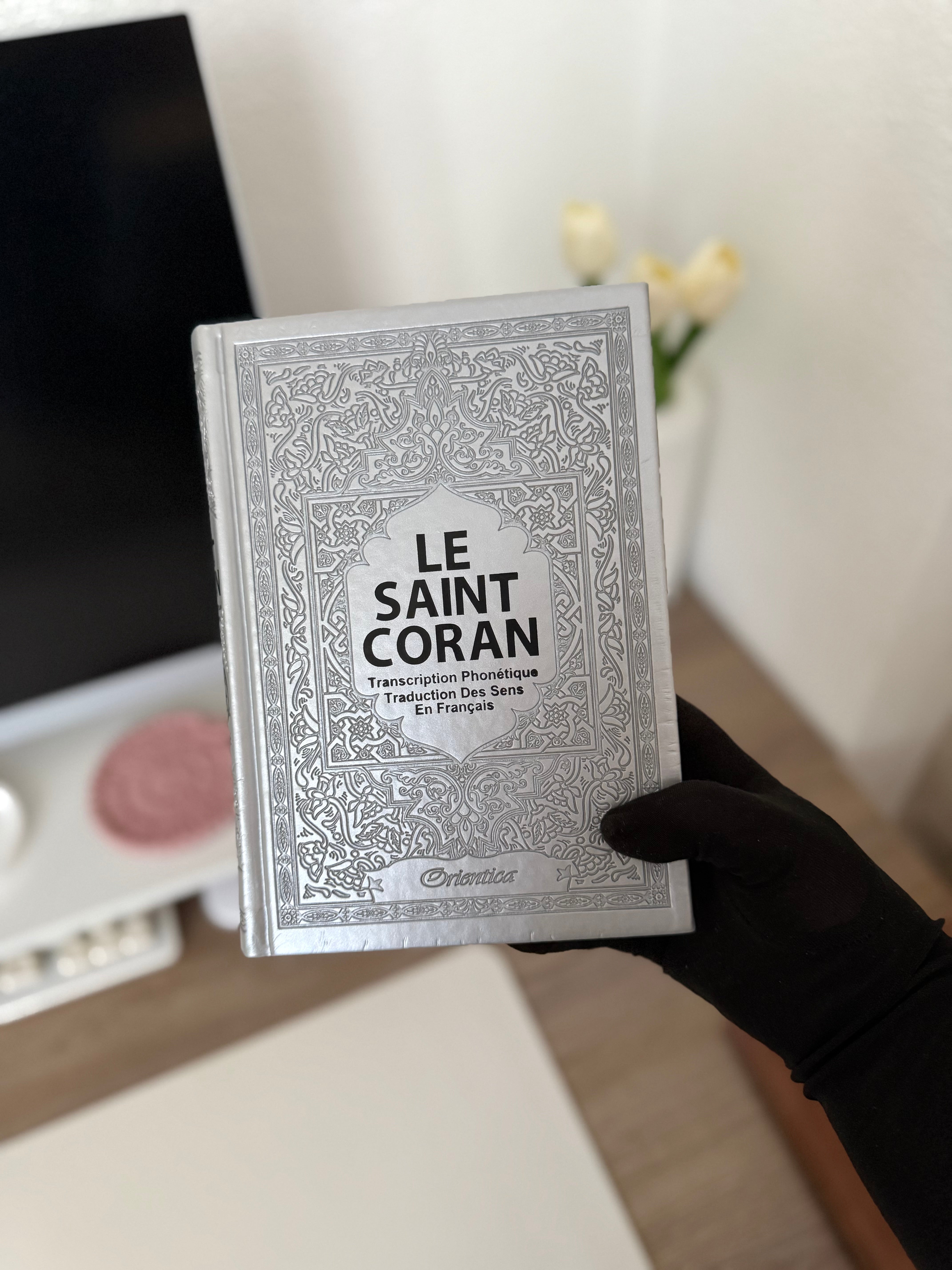 Le Saint Coran - Transcription phonétique et Traduction des sens en français - Edition de luxe couverture cuir de couleur Argentée