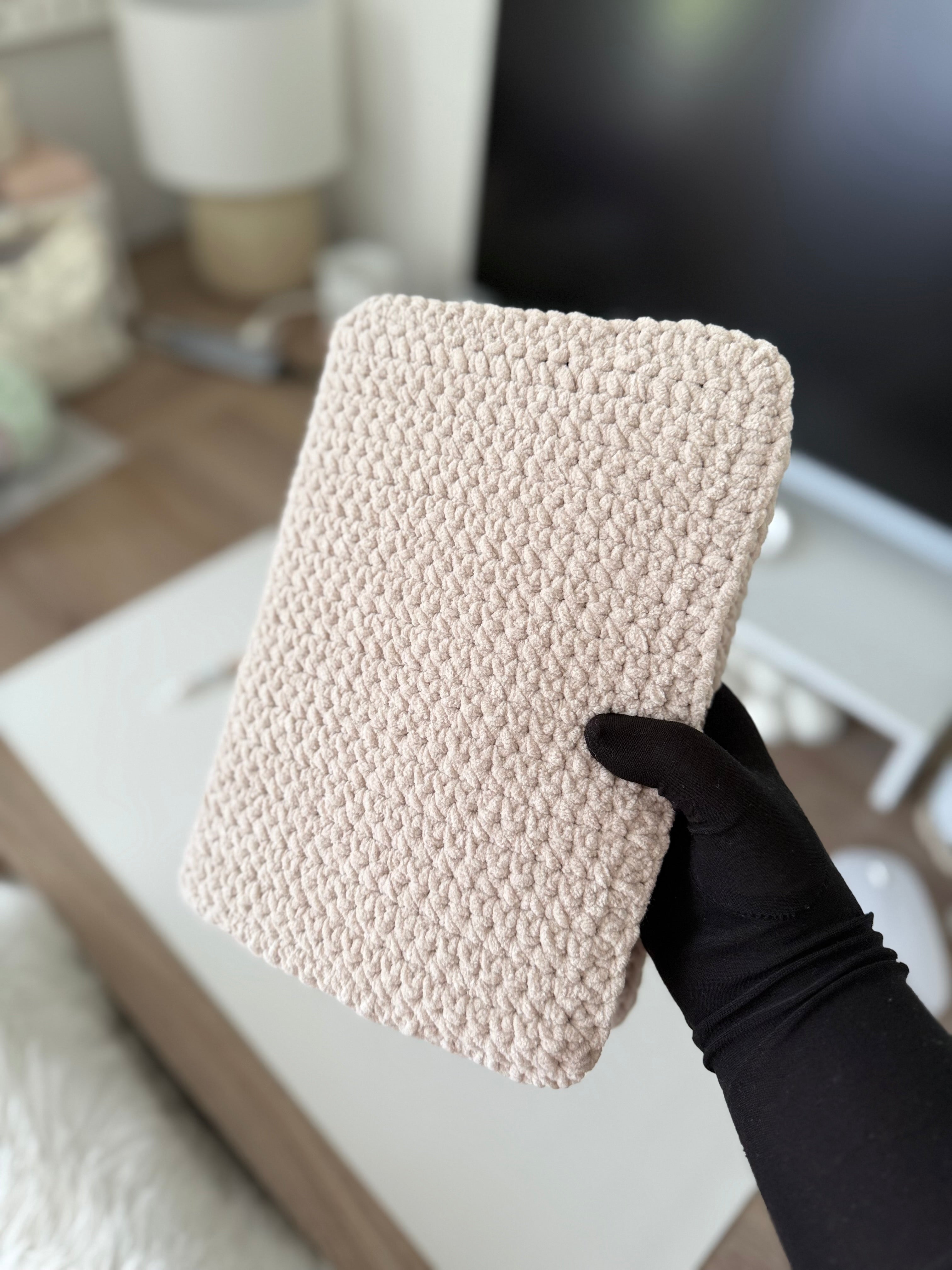 Protège mushaf en crochet beige