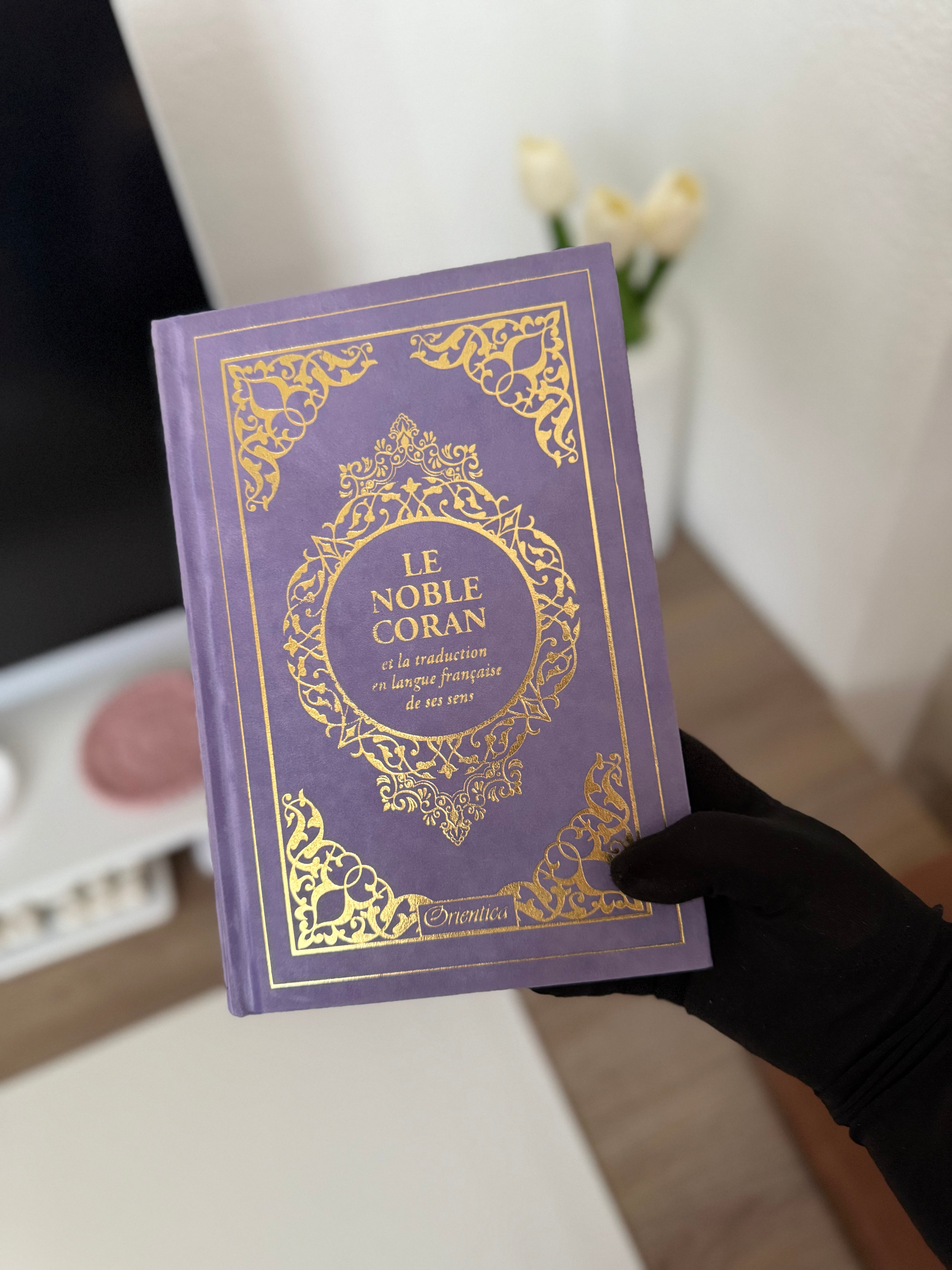Le Noble Coran et la traduction en langue française de ses sens (Index des sourates sur le côté) - Edition de luxe couverture cartonnée en daim couleur Mauve dorée