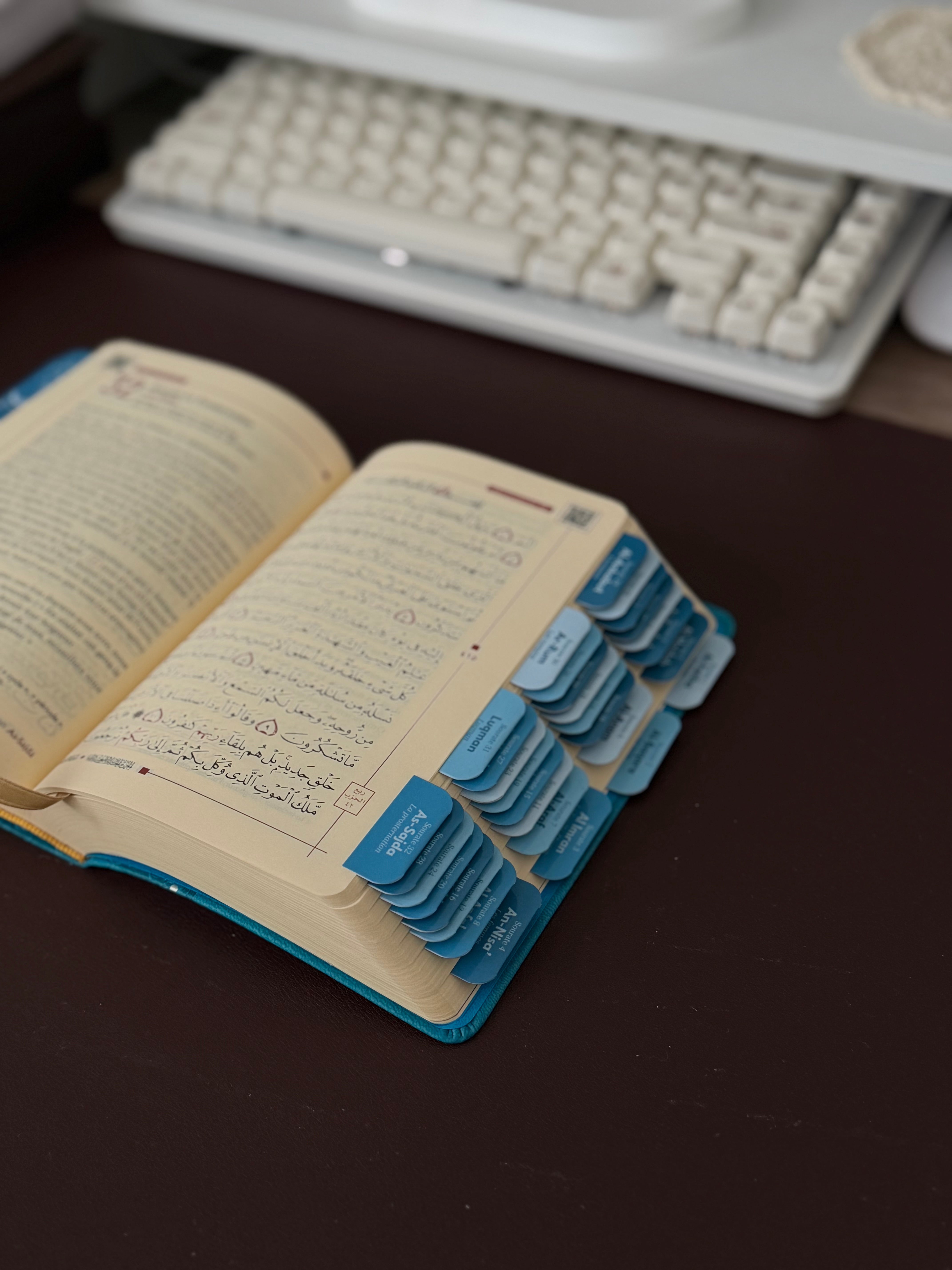 Quran avec onglets plastifiés