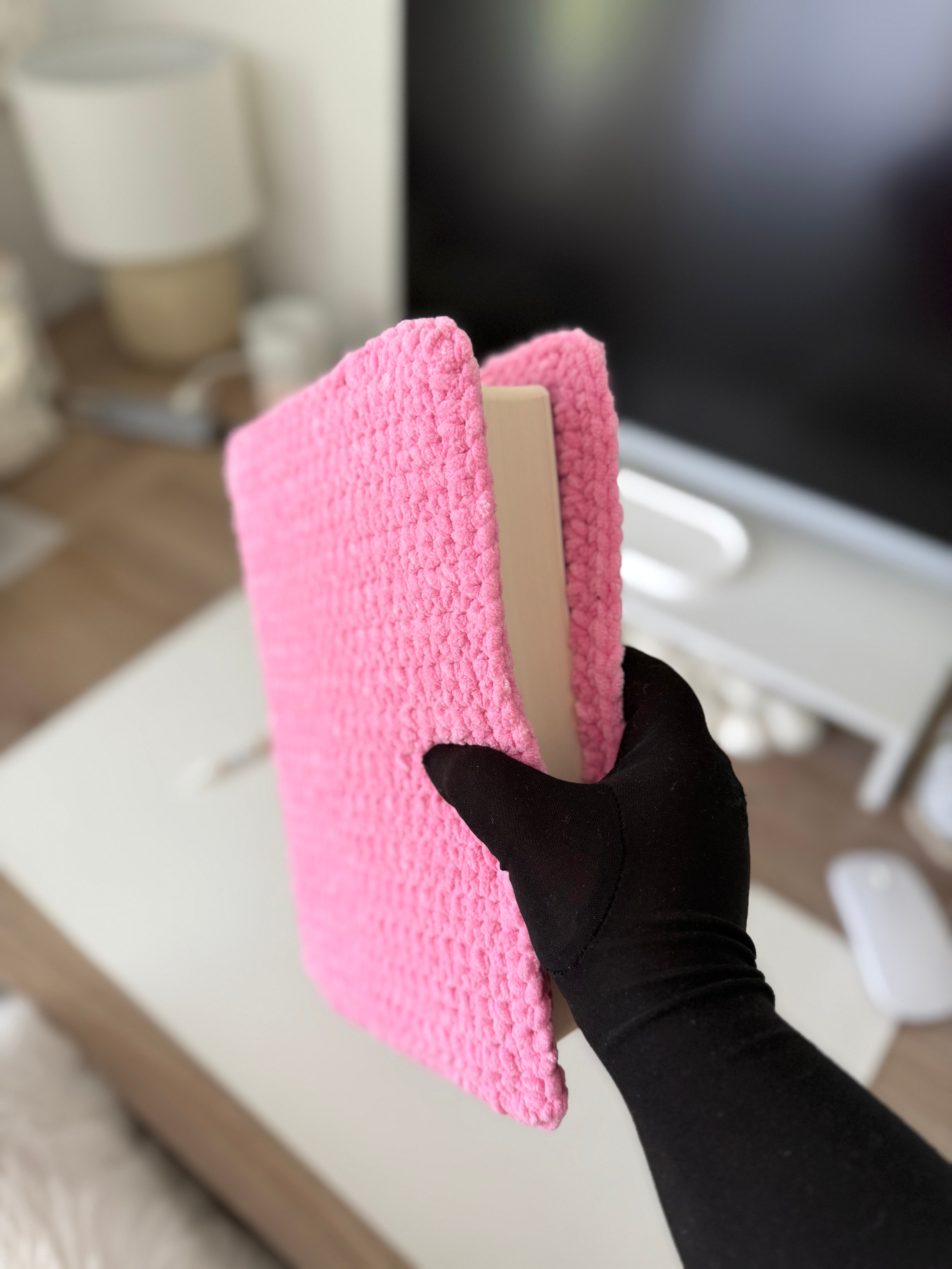 Protège mushaf en crochet rose