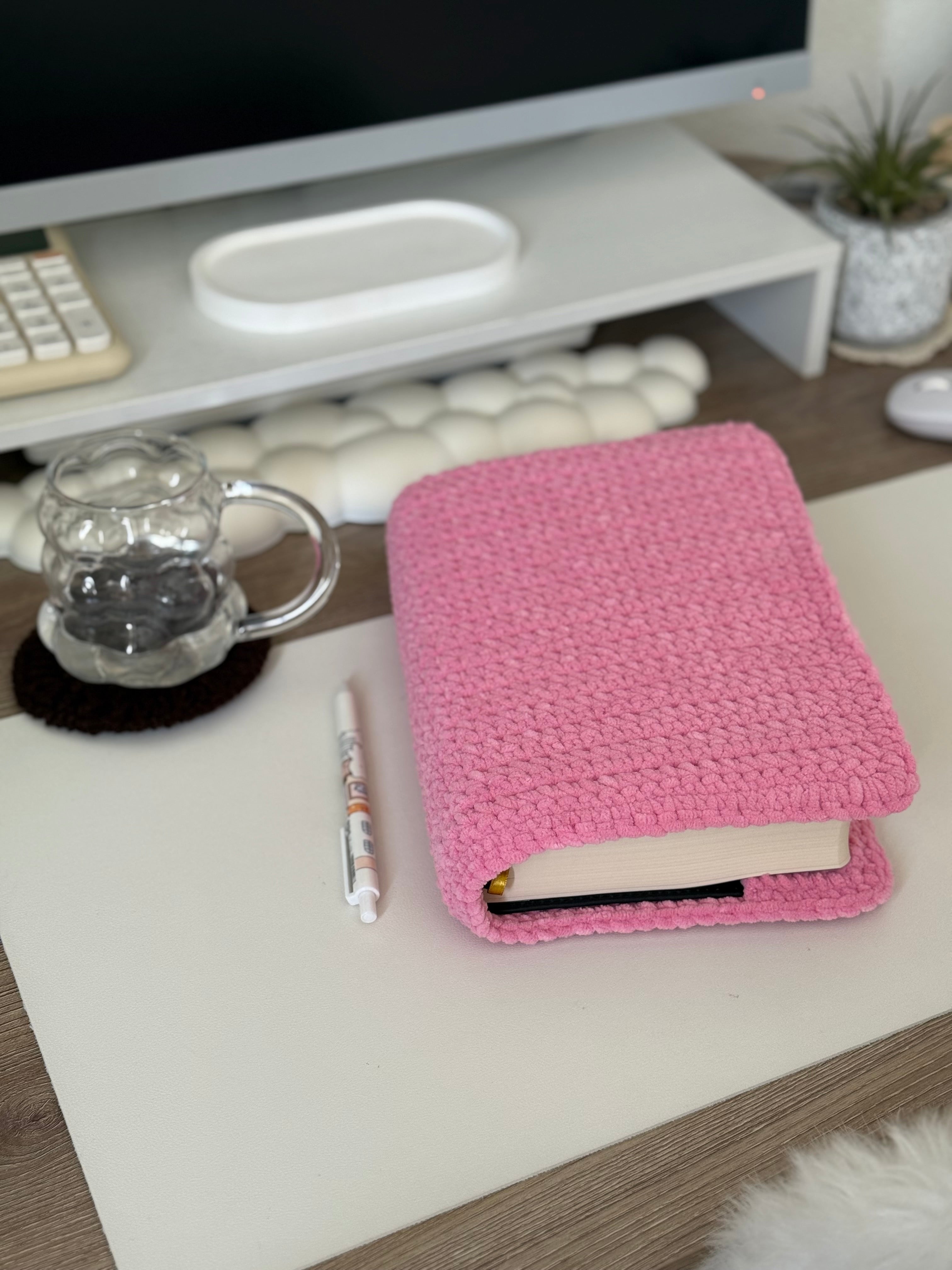 Protège mushaf en crochet rose