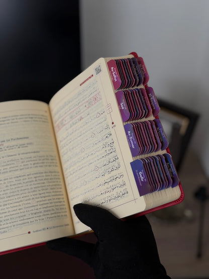 Quran avec onglets holographiques