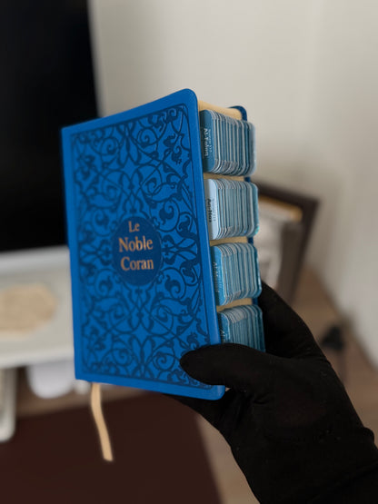 Quran avec onglets holographiques